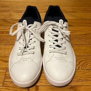 Mens On Cloud The Roger Advantage Sneakers